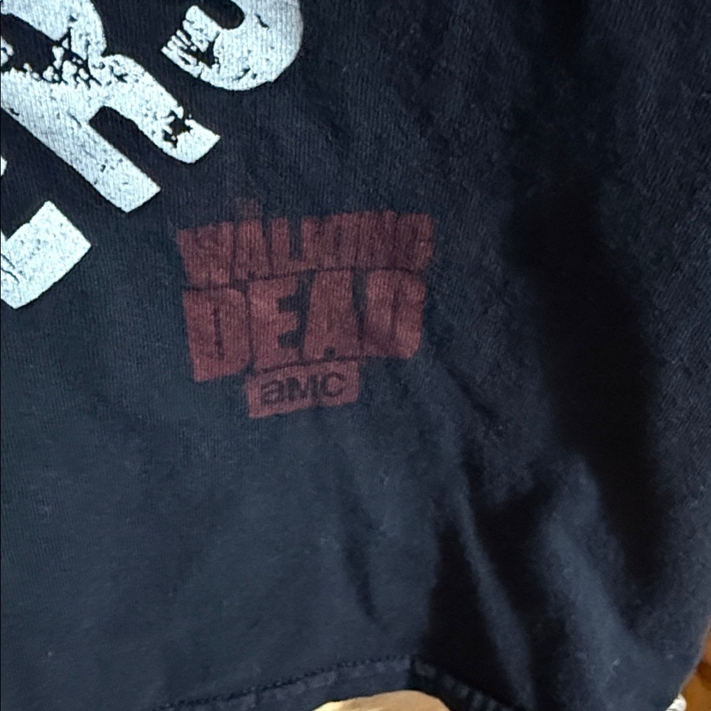 Alstyle The Walkjng Dead Black Graphic T-Shirt - Picture 5 of 5